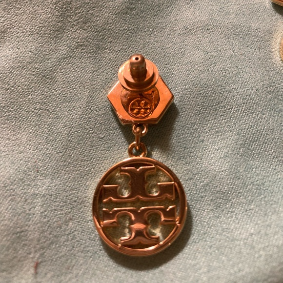 TORY BURCH Gold-plated insignia earrings - Picture 2 of 4